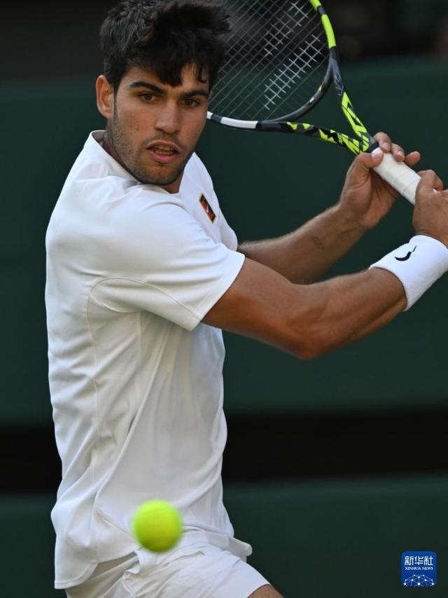 引领观众进 引领观众进