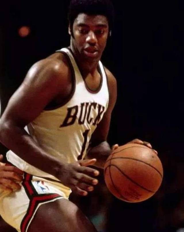 迷感到意外 迷感到意外